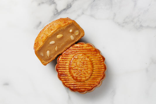 Baked White Lotus Paste with Pine Nuts