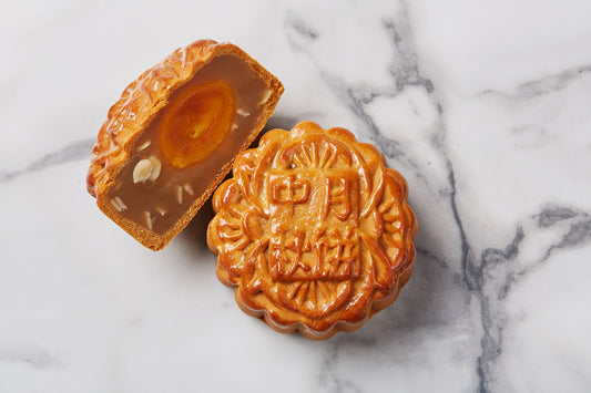 Baked White Lotus Paste with Single Yolk & Melon Seeds