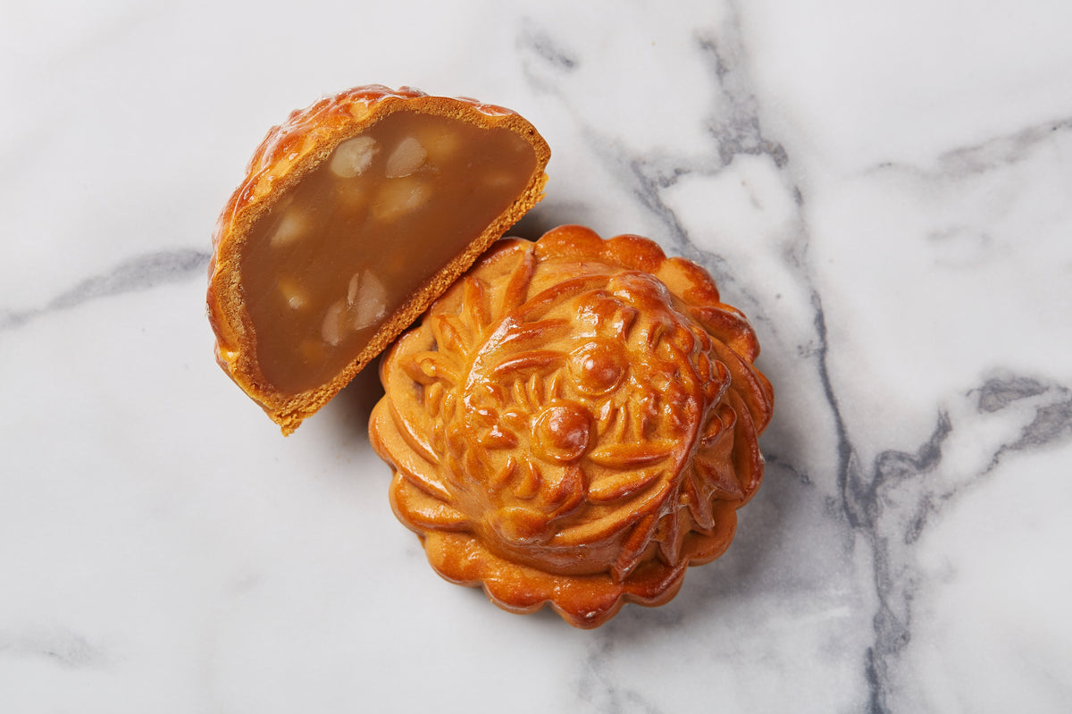 Baked White Lotus with Macadamia Nuts